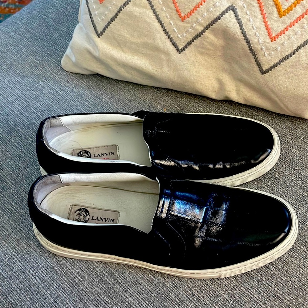 LANVIN genuine woman’s Eel/leather shoes is great condition. US size 8 or 39